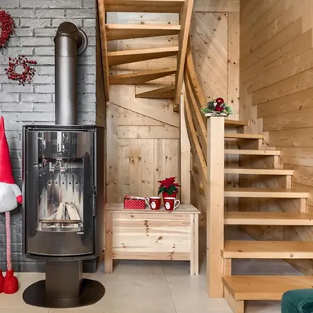 シャレー Gorskie Widoki ビャウィ・ドゥナイェツ